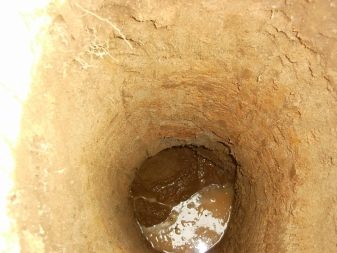 Чистка колодца своими руками: лучшие методы почистить колодец на даче